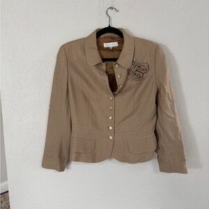 Escada Tan Blazer with Notched Lapel and Tailored Fit